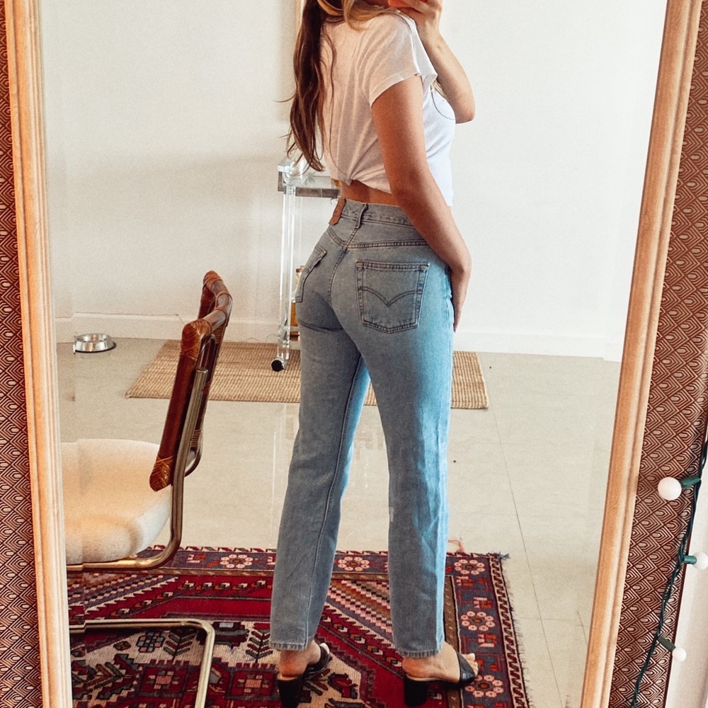 VINTAGE LEVIS ☁️ 501